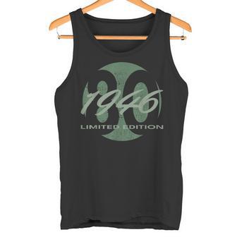 80 Geburtstag Mann Frau 80 Jahre 1946 Lustig Geschenk Tank Top - Geschenkecke