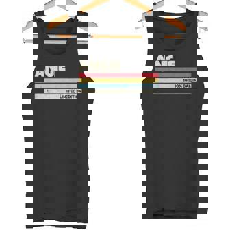 Angie パーソナライズ 名前 レトロ ヴィンテージ 70年代 80年代 90年代 誕生日 タンクトップ - Kawaiitshirt