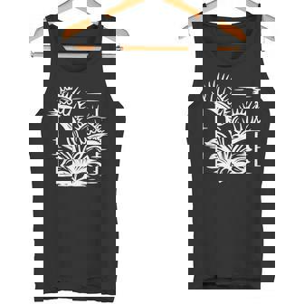 Carnivorous Plant Venus Fly Trap Water Pitcher Art Tank Top | Mazezy