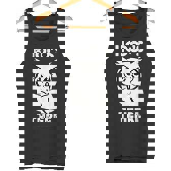 Hoo's There Owl Pun Bird Watching Nature Lover Tank Top | Mazezy