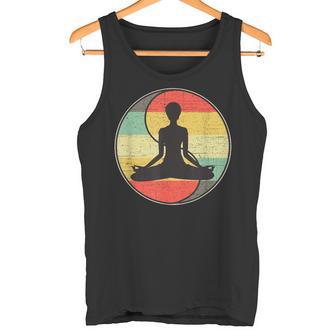 Ying Yang Zen Meditación Yoga Pose Chica Retro Grunge Camiseta sin mangas - Regaloses