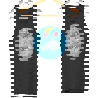 イルカと風船のコスチュームで一日を明るくしましょう。 タンクトップ - Kawaiitshirt