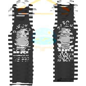 フラットアースデザインのアイデア 一度行けばフラット陰謀論 タンクトップ - Kawaiitshirt