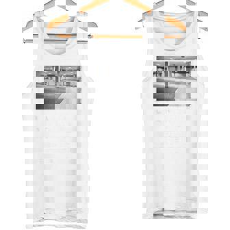 Liminalpaces バックプリントaporwave バックルーム パステルゴス タンクトップ - Kawaiitshirt