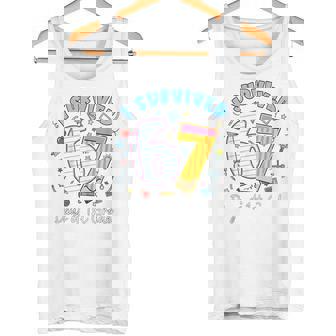 I Survived 67 Days Of 1st Grade Students Teachers 100th Days Tank Top | Mazezy