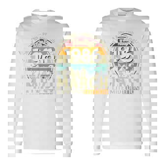 ヴィンテージカー 1986 年3月 40 歳の誕生日 1986 年のクラシックカー 長袖Tシャツ - Kawaiitshirt