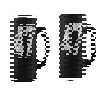 47 ジャージユニフォーム バーシティ スポーツ番号 47歳の誕生日 コーヒーマグ - Kawaiitshirt