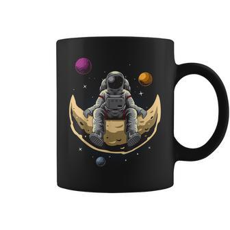 Astronaute Assisur La Lune Dans L'espace Astronaute Tasse - Cadeauxyz