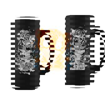 Joli Bébé Tigre Entouré De Jolies Fleurs Tasse - Cadeauxyz