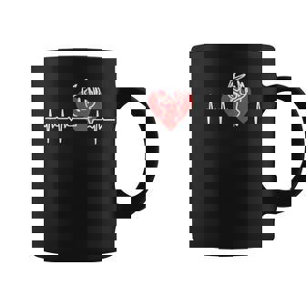 Tail Buck Deer Hunting Season Heart Beat Vintage Coffee Mug | Mazezy