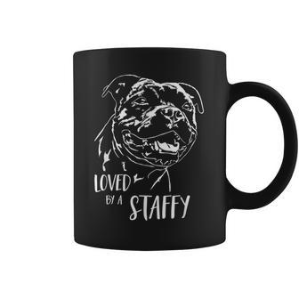 スタッフォードシャー・ブル・テリア 愛されるスタッフィー・ドッグのことわざ コーヒーマグ - Kawaiitshirt