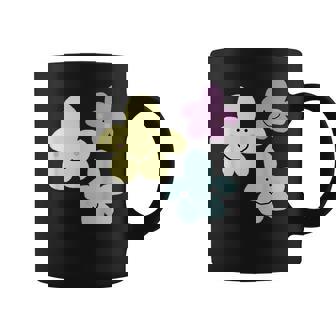 スマイリングフラワー イエロー ブルー パープル 楽しい春 コーヒーマグ - Kawaiitshirt