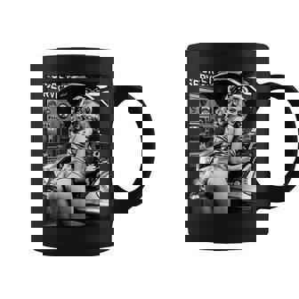 セクシーガールグラフィックtシャツ セクシーブロンドメカニックピンナップガールbw コーヒーマグ - Kawaiitshirt