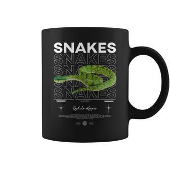 テンプルピットバイパースネークストリートウェア爬虫類キーパー 長袖tシャツ コーヒーマグ - Kawaiitshirt