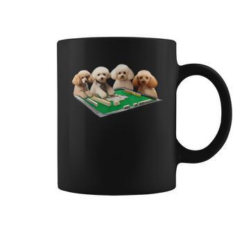 トイプードル 犬 麻雀 面白いtシャツ 文字入り メンズ おもしろ 面白い 服 おもしろグッズ ネタ 雀士 コーヒーマグ - Kawaiitshirt