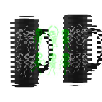 ハロウィン ダンシングスケルトン グリーン 不気味な男の子 女の子 キッズ コーヒーマグ - Kawaiitshirt