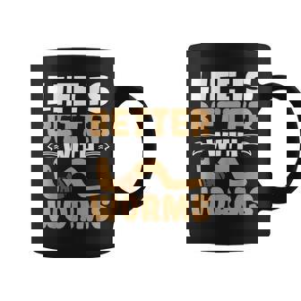 ミミズがいると人生はより良くなる ミミズの養殖 ミミズ ファーマー コーヒーマグ - Kawaiitshirt