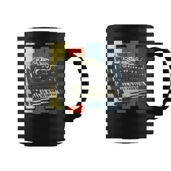 モジュラー シンセサイザー キーボード テクノ ビンテージ アナログ 猫 長袖tシャツ コーヒーマグ - Kawaiitshirt