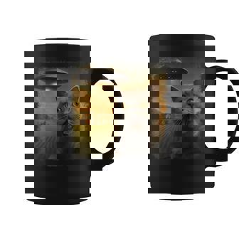 苦悩するブリティッシュショートヘアの猫 Ufo セルフィー 侵略 エイリアン コーヒーマグ - Kawaiitshirt