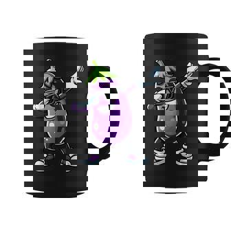 茄子を軽くたたく面白い野菜ギフト ナス付き コーヒーマグ - Kawaiitshirt