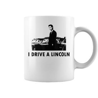 Chistes Divertidos Con Texto En Inglés I Drive A Lincoln And I Am A Lawyer Taza de café - Regaloses