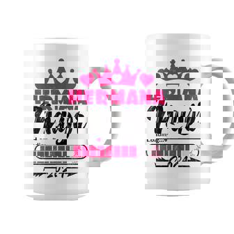 Hermana Mayor 2024 Cargando Taza de café - Regaloses