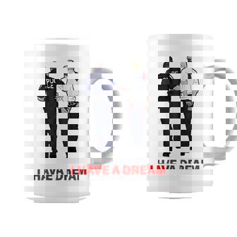 On Back I Have A Dream Trump Police 格言 男性 コーヒーマグ - Kawaiitshirt