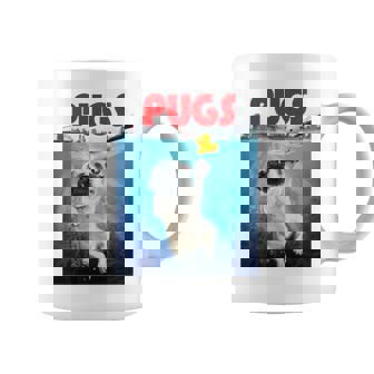 ニューヨーク港でゴム製のアヒルのおもちゃで遊ぶかわいいパグ犬 長袖tシャツ コーヒーマグ - Kawaiitshirt