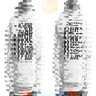 Awesome Dads Have Tattoos Beards & Guns Dad En La Parte Trasera Sudadera - Regaloses