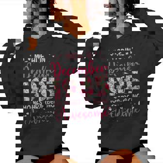 Décembre 1985 Cool Cadeau Anniversaire 40 Ans Pour S Sweat à capuche femme - Cadeauxyz