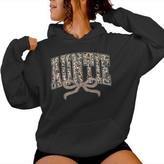 Retro Camo Auntie Coquette Bow Camouflage Auntie New Aunt Women Hoodie | Seseable UK