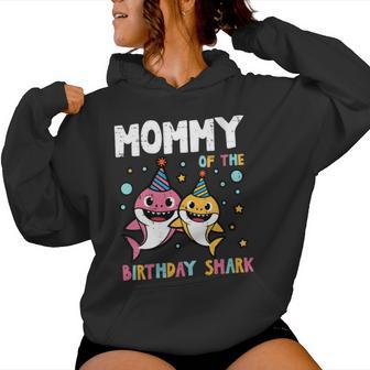 Women's Mommy Of Birthday Shark Bday Party Family Matching Mom Women Women Hoodie - Thegiftio UK