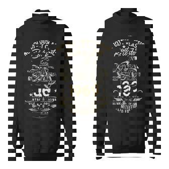 57 歳の誕生日男性オートバイ バイクに乗る人 1969 スウェットシャツ - Kawaiitshirt