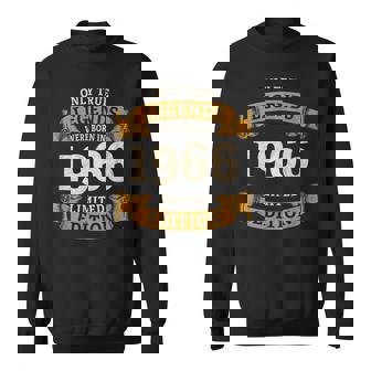 60歳の誕生日 還暦 真のレジェンドは1966年生まれ スウェットシャツ - Kawaiitshirt