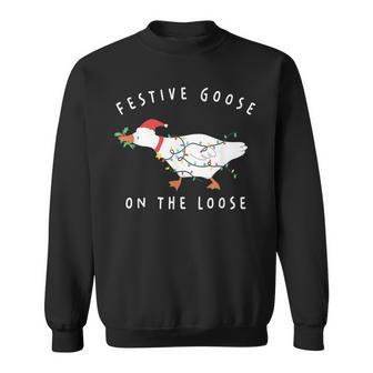 Festive Goose On The Loose Christmas Santa Silly Goose Farm Sweatshirt - Thegiftio UK