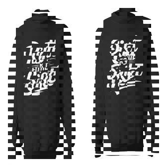 Risk It For The Brisket Bbqジョーク スウェットシャツ - Kawaiitshirt