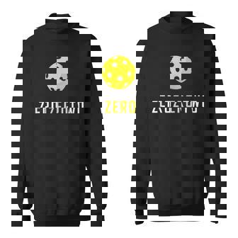 Zero Zero Two 、面白いピックルボール退職ギフト スウェットシャツ - Kawaiitshirt