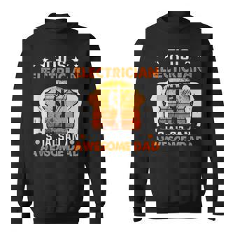 メンズ この電気屋さんは、すごいお父さん電気屋さんでもあります スウェットシャツ - Kawaiitshirt