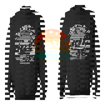 ヴィンテージ70歳の誕生日の伝説は1956年4月に誕生しました。 スウェットシャツ - Kawaiitshirt