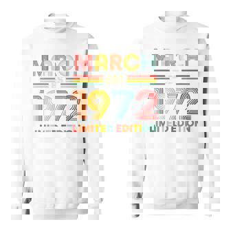 1972年3月日 誕生日 限定版 54歳 54歳 スウェットシャツ - Kawaiitshirt