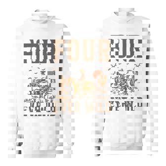 Four Ever Wild 4 Years Old Cowboy It's My 4Th Birthday Boy Sweatshirt - Seseable