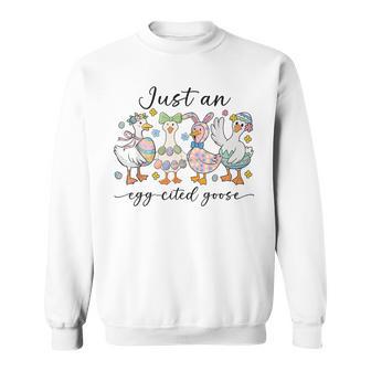 Just An Egg-Cited Goose キュート イースター バニー アヒル ファミリー 春 スウェットシャツ - Kawaiitshirt