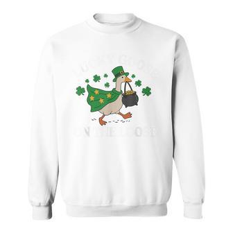 Lucky Goose On The Loose Sweatshirt - Thegiftio UK