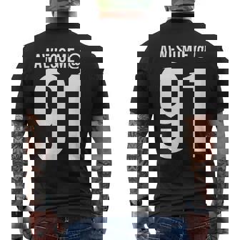 91歳で素晴らしい 面白い91歳の誕生日のお祝い。 メンズTシャツ バックプリント - Kawaiitshirt