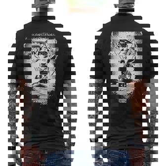 Angler Kayaking Minimal Kayak Fishing Tank Top Men's Back Print T-Shirt | Mazezy