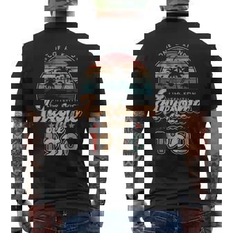 Awesomeince 1960 パームツリー 66歳の誕生日 メンズTシャツ バックプリント - Kawaiitshirt