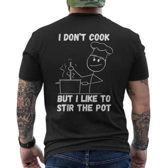 I Don't Cook But I Like To Stir The Pot Men's T-shirt Back Print - Thegiftio UK