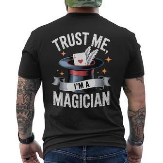 Fais-Moi Confiance Jeuis Un Magicien Chapeau Magique Magicien Interprète T-shirt imprimé au dos - Cadeauxyz