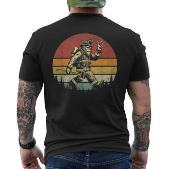 Firefighting Retro Bigfoot Firefighter Sasquatch Fireman Men's T-shirt Back Print - Thegiftio UK