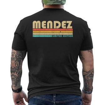 Mendez Nom De Famille Humoristique Rétrointage Années 80 Et 90 T-shirt imprimé au dos - Cadeauxyz